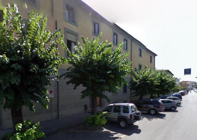 Morì per i calcoli curati male 