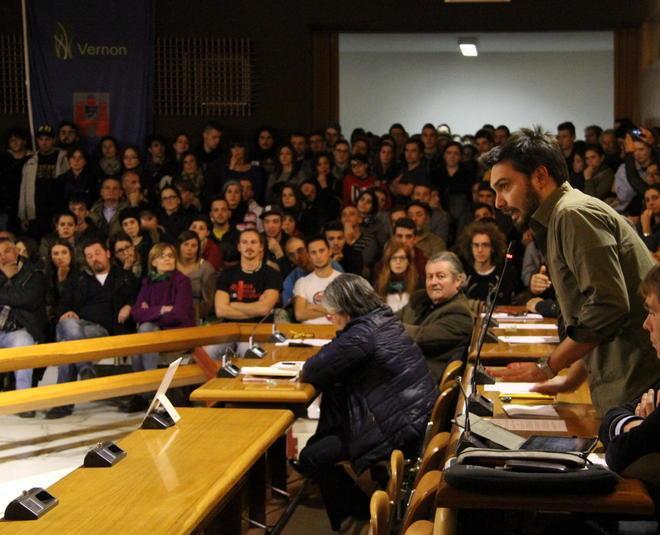 Il sindaco: «Chiederò la chiusura delle sedi di Fn e CasaPound» 