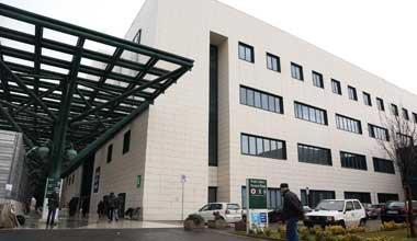 Muore in ospedale dopo essere stato colpito da malore durante il calcetto 