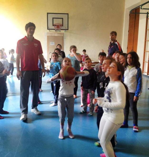 Arcanthea alla primaria di Capannori