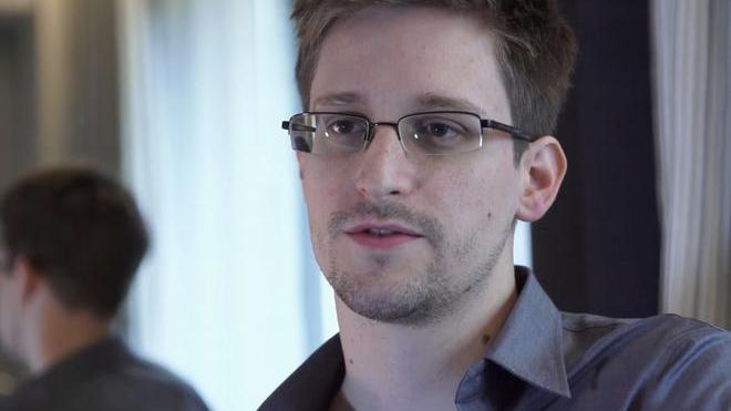 Wikipedia: "Snowden visto a Livorno"