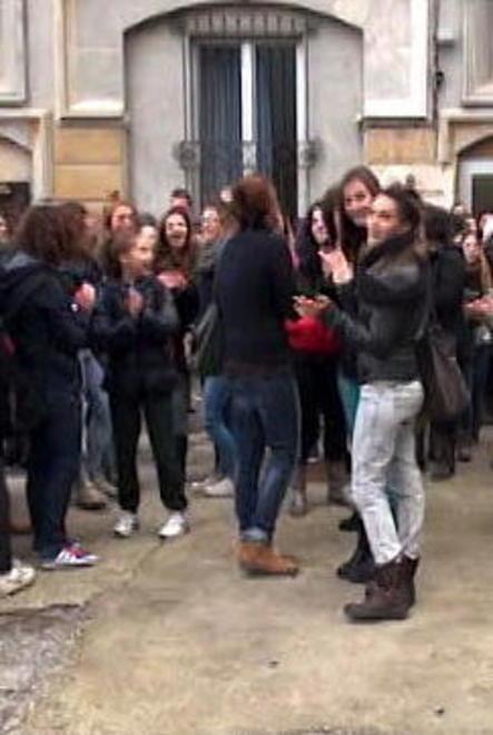 Tensione al liceo, arrivano i carabinieri 