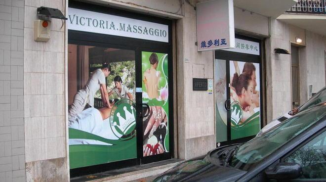 Chiuso il centro di bellezza e massaggi 