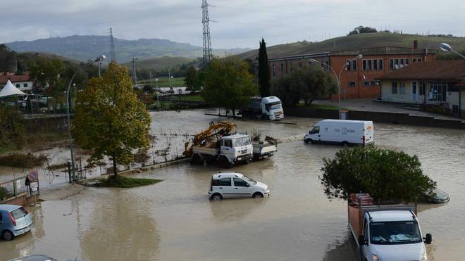 Fiumi tombati sotto i piedi L’incubo alluvione è costante