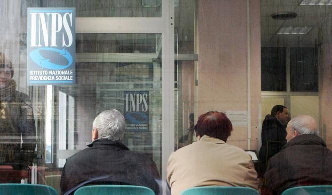 Pensionati, 154 euro in più ma va fatta la domanda 