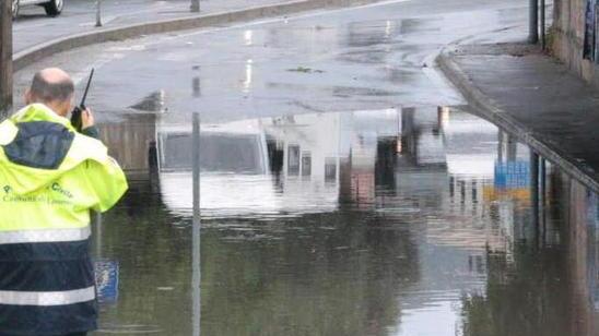Automobili in trappola nel sottopasso