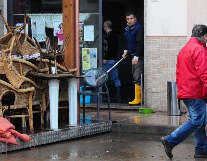Dopo il dramma, la beffa: è l’ora degli sciacalli 