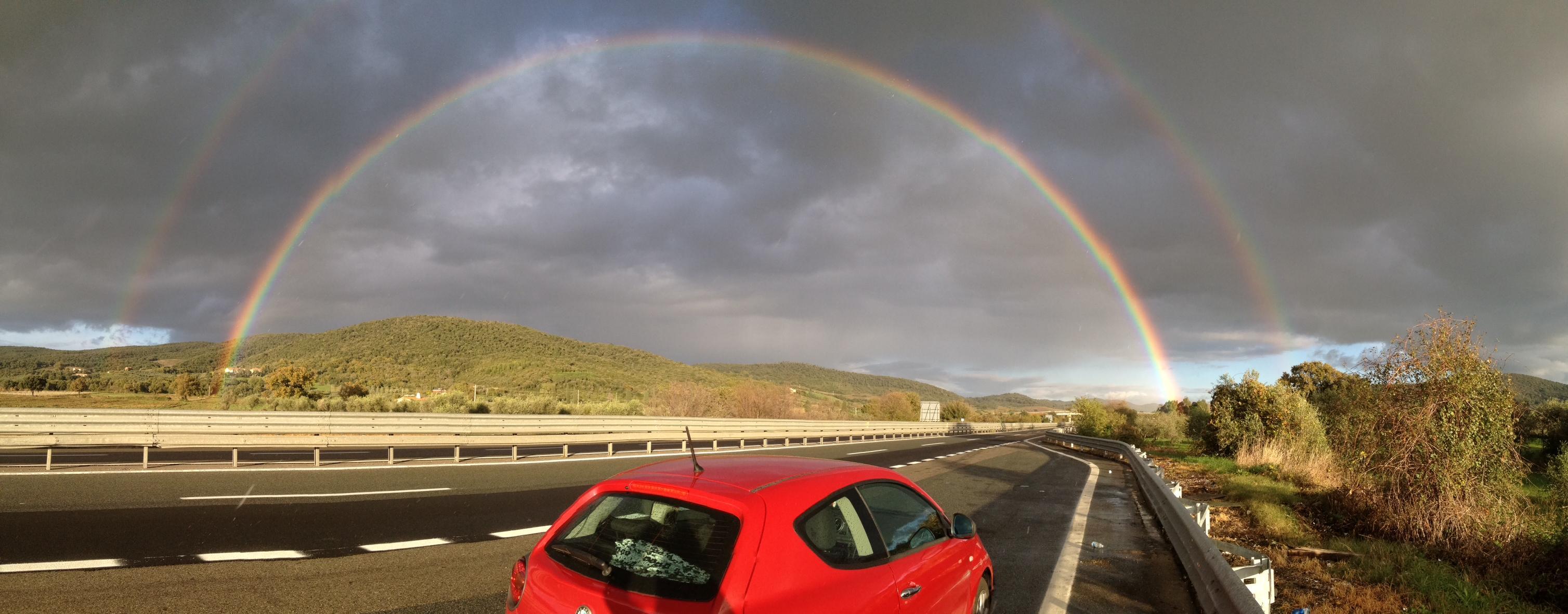 L’emozione del doppio arcobaleno - Le foto dei lettori