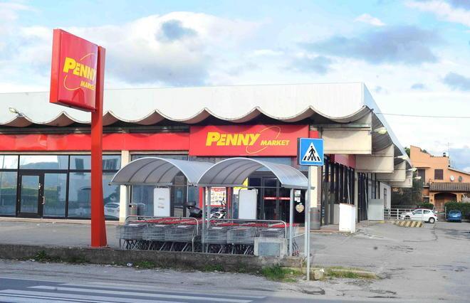 Rubano la cassaforte al Penny Market 