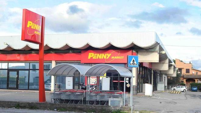 Rubano la cassaforte al Penny Market