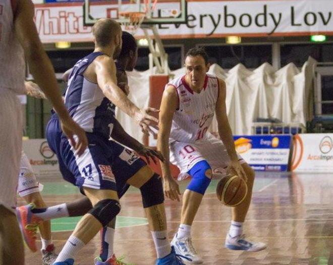 Arcanthea sconfitta sul parquet della Viola 