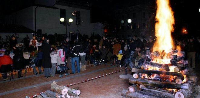 Oggi a Santa Caterina torna la Focarazza