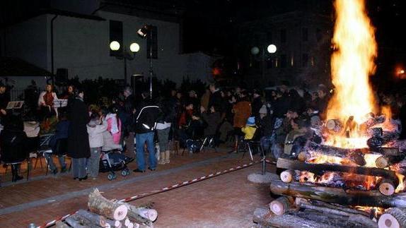 Oggi a Santa Caterina torna la Focarazza