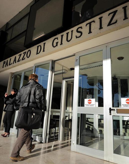 Lei è più ricca di lui Stop all’assegno 