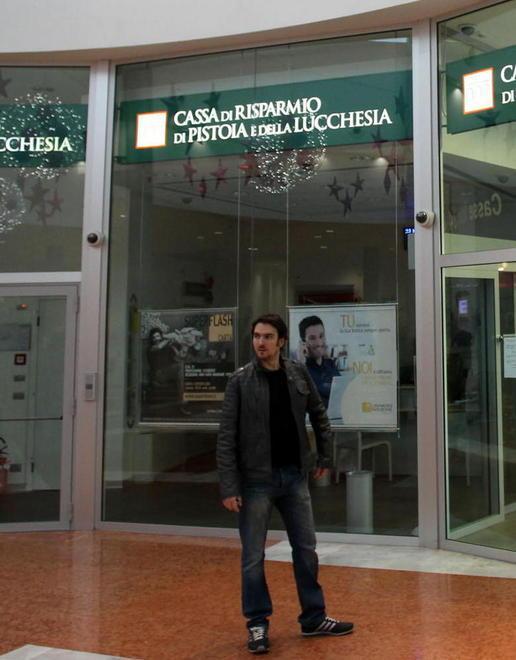 Chiude lo sportello dentro Coop Firenze resta solo il bancomat 