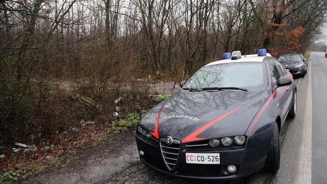 Trovati pistole, munizioni ed esplosivo nel bosco