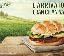 Sindaco a Mc Donald’s: «Stop ai cipressi di San Quirico in pubblicità» 