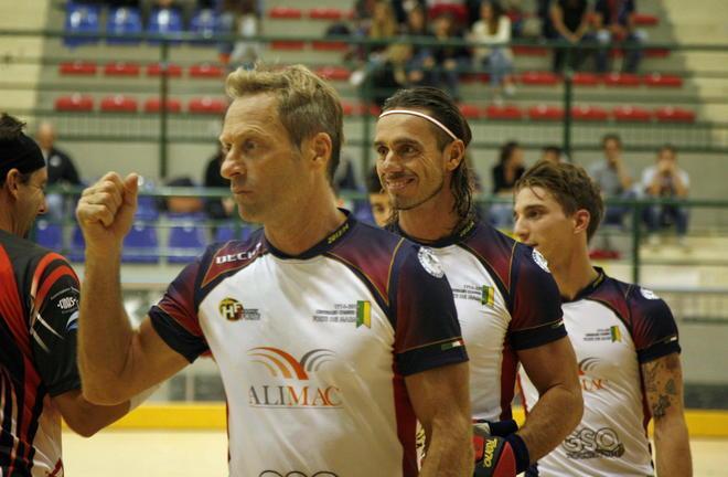 Hockey, martedì sera di campionato: la capolista Forte di scena a Lodi 