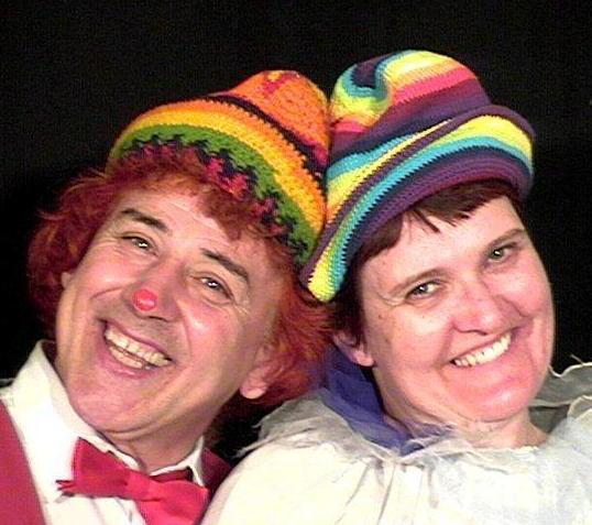 Paquito e Celestina, ora le risate si fanno sfogliando