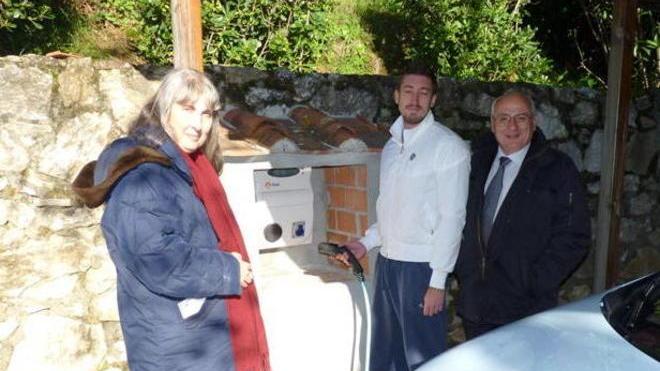 La prima colonnina privata per ricaricare i veicoli elettrici