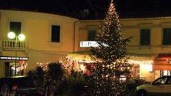 Luminaria, banchetti e in piazza la festa per Capodanno