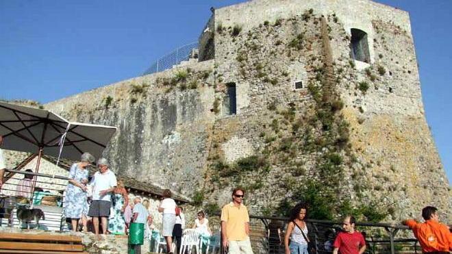 Finiti i soldi, chiude il castello Aghinolfi