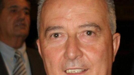Non ci sarà dibattito in consiglio su Karavan