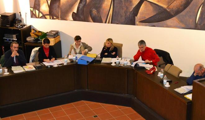 Il consiglio all’unanimità saluta Venturina Terme 