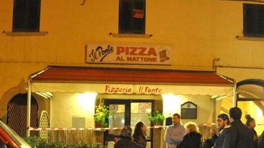 Scoppio in pizzeria causato dallo spray di una bomboletta