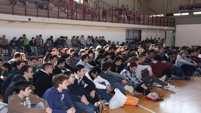 Troppi studenti: Buzzi e Cicognini-Rodari pensano al numero chiuso