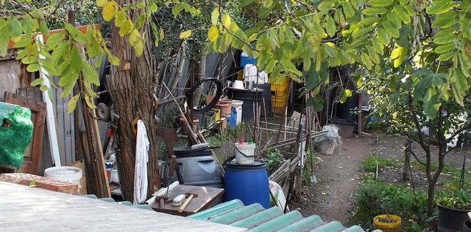 Abusi edilizi e ingiunzioni per gli orti al Chiassatello 
