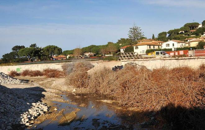 L’ecomostro non c’è più, Procchio è al punto zero 