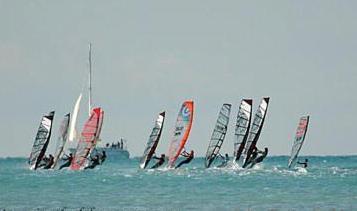 Windsurf, è Reuscher il dominatore dello slalom 