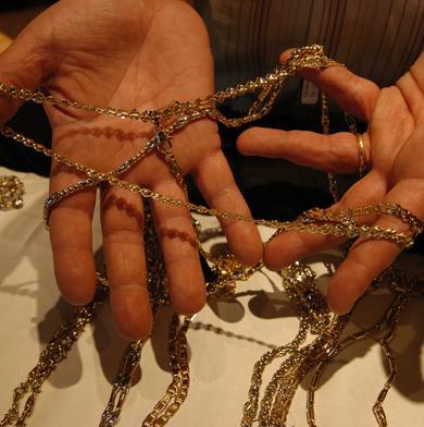 Indagine sui Compro oro, sospese tre licenze a Sassari 