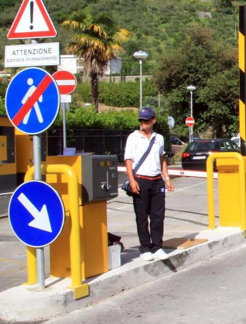 Parcheggi gestiti da privati, chiesto un consiglio aperto