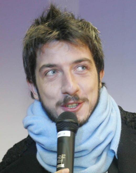 Frizzi e lazzi osceni che esorcizzano il disagio di vivere 