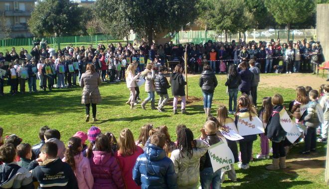 La Festa dell’albero insieme ai bambini ricordando Azzare