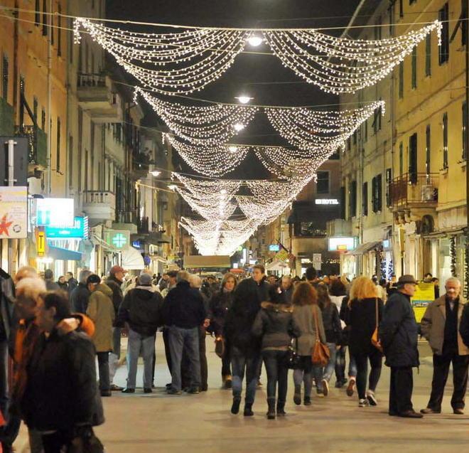 Luminaria nonostante la crisi 