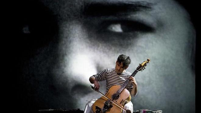 Una chitarra per navigare Paolo Angeli apre Music Off