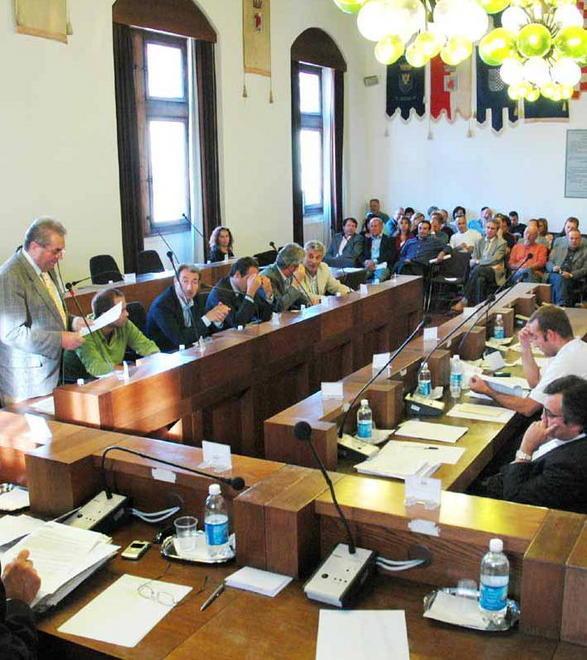 Magnanensi batte la presidente Fratoni 