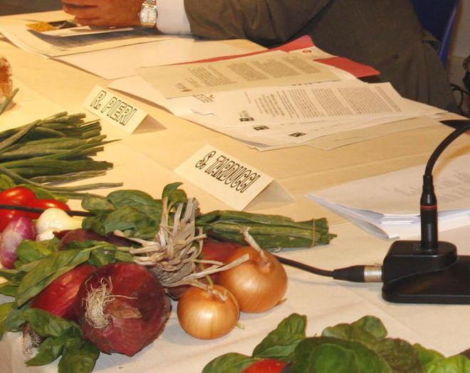 Siamo alle pendici del monte, eppure la panzanella ha il sapore del mare