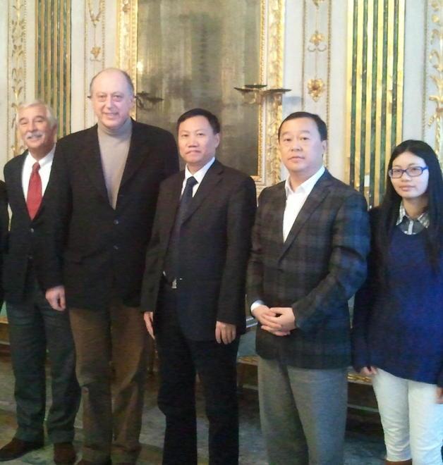 Delegazione cinese a palazzo Orsetti