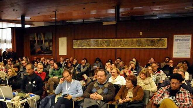 «Sveglia, le cave sono vostre»: i grillini fanno il pieno in città