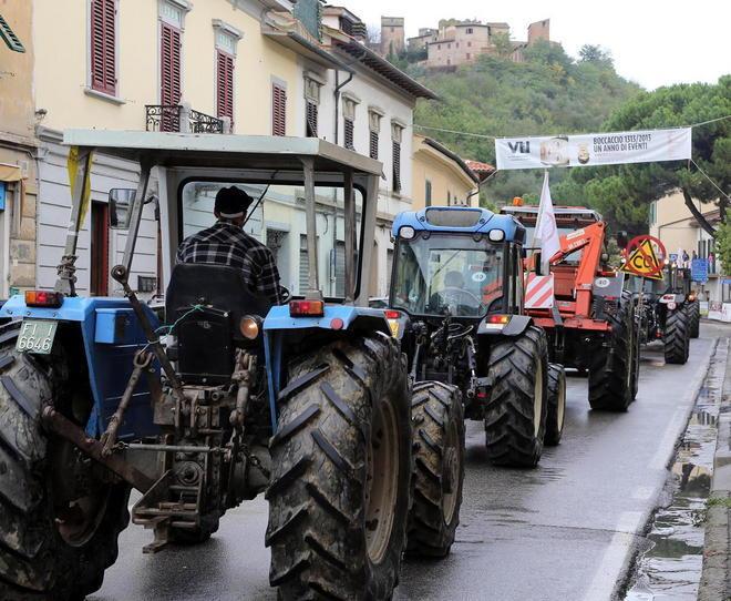 Gli agricoltori in piazza contro l’estrazione del gas 