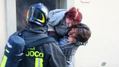 Salva disabile dalle fiamme Premiato il vigile del fuoco