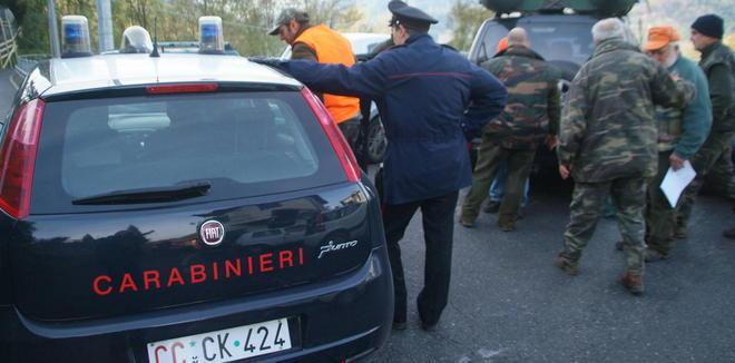 Ferito da una fucilata nella caccia al cinghiale 