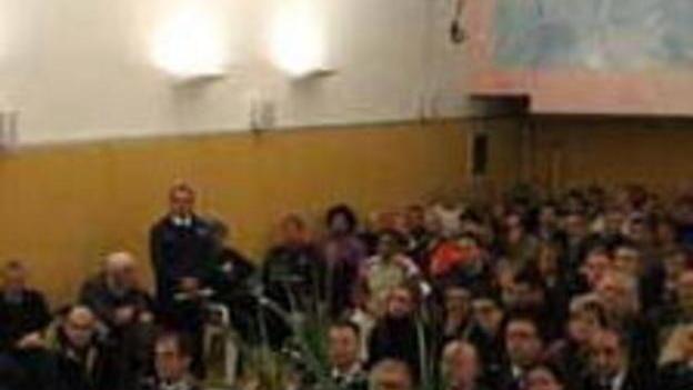 La politica va in carcere per la festa della Toscana