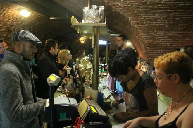 "I giovani bevono troppi shottini" La Bodeguita vieta l’alcol low-cost 