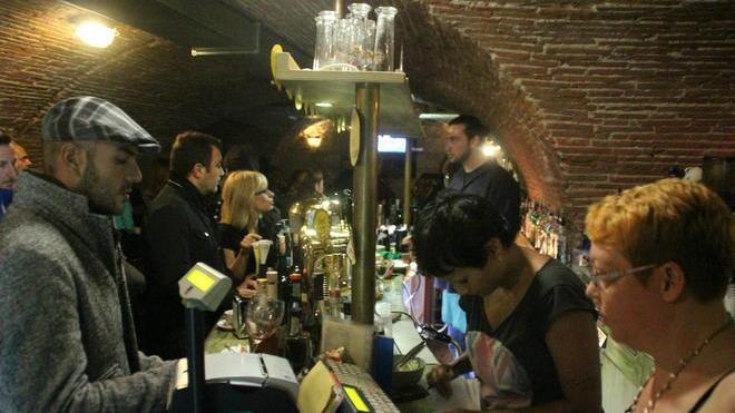 "I giovani bevono troppi shottini" La Bodeguita vieta l’alcol low-cost