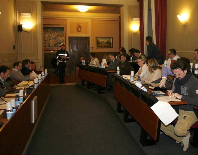 Più tasse e nuovi mutui Matteucci (Fi) all’attacco